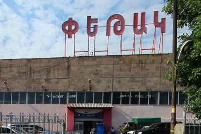 Հարկայինի աշխատակիցները անհանգստացնում են առևտրի կենտրոնների աշխատողներին, սպառնում, թե կտուգանեն. «Ժամանակ»