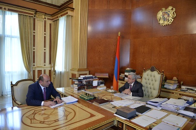 Սուրեն Կարայանը Սերժ Սարգսյանին զեկուցել է ոլորտի բարեփոխումների և իրականացվող ծրագրերի մասին. ԼՈՒՍԱՆԿԱՐՆԵՐ