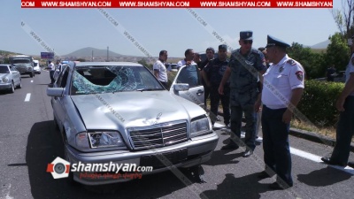 Հրազդանի քաղաքապետի ազգականը Mercedes-ով վրաերթի է ենթարկել հետիոտնին. բժիշկները պայքարում են նրա կյանքի համար . ՖՈՏՈՌԵՊՈՐՏԱԺ, ՏԵՍԱՆՅՈՒԹ