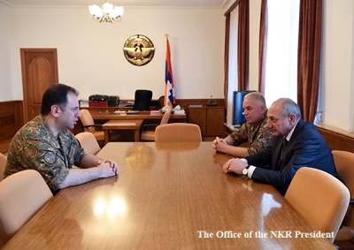 Բակո Սահակյանը և Վիգեն Սարգսյանը քննարկել են բանակաշինությանն առնչվող հարցեր