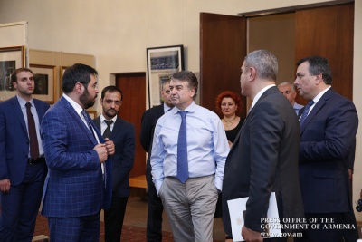 ՀՀ վարչապետն այցելել է Հայաստանի ազգային պատկերասրահ և պատմության թանգարան, ծանոթացել հազվագյուտ և մինչ օրս անհայտ նմուշների. ԼՈՒՍԱՆԿԱՐՆԵՐ