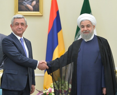 Աշխատանքային այցով Թեհրանում գտնվող Նախագահ Սերժ Սարգսյանը հանդիպում է ունեցել Իրանի նախագահ Հասան Ռոհանիի հետ. ՖՈՏՈՌԵՊՈՐՏԱԺ