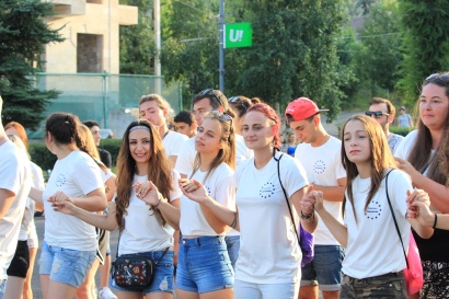 Քոչարու և միասնության ռիթմերն այս անգամ Հայաստանում էին համախմբել Ուկրաինայի, Թուրքիայի, Հոլանդիայի, Իսպանիայի, Ֆրանսիայ, Չեխիայի, ինչպես նաև հայ երիտասարդներին. ՏԵՍԱՆՅՈՒԹ