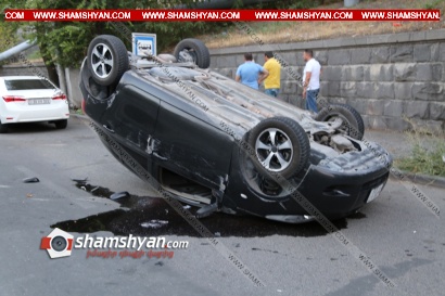 Խոշոր ավտովթար Երևանում. Բախվել են Opel Astra-ն ու Toyota Vitz-ը. Վերջինը գլխիվայր շրջվել է. ՖՈՏՈՌԵՊՈՐՏԱԺ, ՏԵՍԱՆՅՈՒԹ