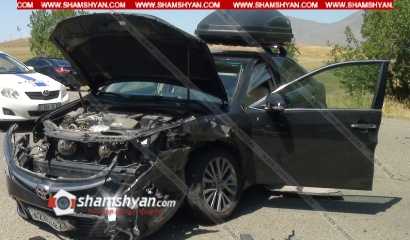 Լոռու մարզում բախվել են Toyota Camry-ն ու Mercedes-ը. կան վիրավորներ, որոնցից մեկը փորձում էր ոստիկաններին մոլորեցնել, թե իբրև իրեն կովն է խփել. ՖՈՏՈՌԵՊՈՐՏԱԺ, ՏԵՍԱՆՅՈՒԹ