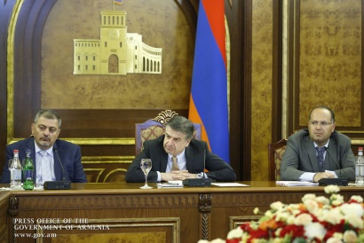 Վարչապետը «Մայքրոսոֆթ»-ի պատվիրակության հետ քննարկել է Հայաստանի թվային օրակարգի իրագործելուն առնչվող հարցեր. ԼՈՒՍԱՆԿԱՐՆԵՐ