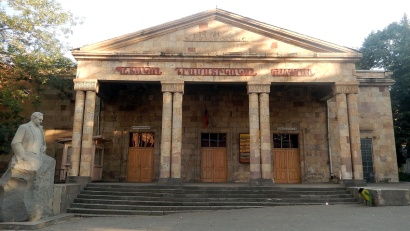 Լոռու մարզում թալանել են Հովհաննես Աբելյանի անվան պետական դրամատիկական թատրոնի արտիստ, պրոֆեսորին