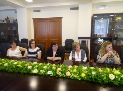 «Հայ օգնության միության» կենտրոնական վարչության պատվիրակությունն այցելել է Սփյուռքի նախարարություն