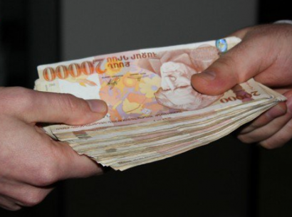 46-ամյա քաղաքացին պնդում է, որ Վարչական դատարանի նախկին դատավորը խաբեությամբ տիրացել է իր 3 մլն դրամին