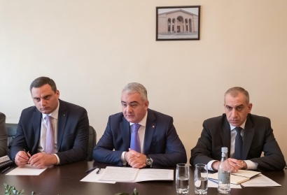 Պետական գույքի կառավարման վարչության պետն աշխատանքային հանդիպում է ունեցել Արժույթի Միջազգային Հիմնադրամի առաքելության ներկայացուցիչների հետ