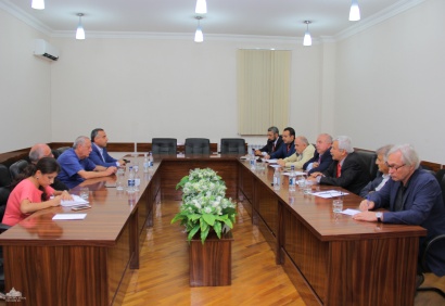 Խորհրդարանական խմբակցությունների ներկայացուցիչները հանդիպել են թուրք հասարակական գործիչների հետ
