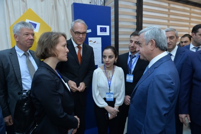 Նախագահը ներկա է գտնվել «ԴիջիԹեք էքսպո-2017» տեխնոլոգիական ցուցահանդեսի բացմանը. ԼՈՒՍԱՆԿԱՐՆԵՐ