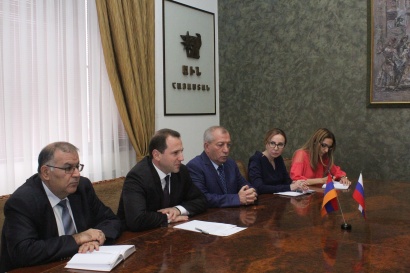 ՀՀ ԱԻ նախարարն ընդունել է ՌԴ ԱԻՆ պատվիրակությանը