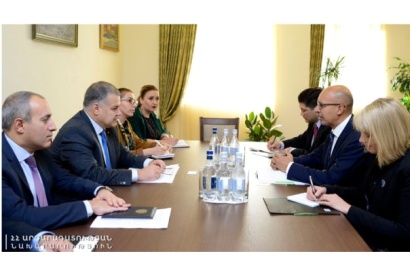 Դավիթ Հարությունյանն ու Արլեմ Դեզիրը քննարկել են ՀՀ-ում խոսքի ազատության վիճակը
