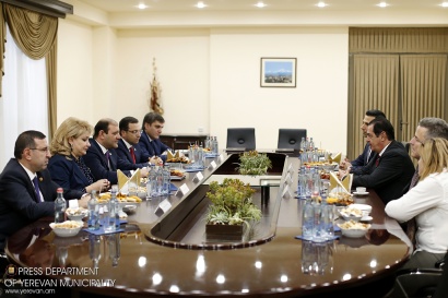 Քաղաքապետ Տարոն Մարգարյանը հանդիպել է Գլենդելի քաղաքապետ Վարդան Կարապետյանի հետ. ստորագրվել է համագործակցության մասին փոխըմբռնման հուշագիր