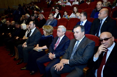 Սերժ Սարգսյանը ներկա է գտնվել Ռաֆայել Քոթանջյանի 75-ամյակին նվիրված հոբելյանական երեկոյին. ՖՈՏՈՇԱՐՔ