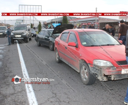 Շղթայական ավտովթար Կոտայքի մարզում. Աբովյանի «գաի պոստի» մոտ բախվել են 2 Opel-ները, 2 Mercedes-ները և Nissan-ը. ՖՈՏՈՌԵՊՈՐՏԱԺ, ՏԵՍԱՆՅՈՒԹ