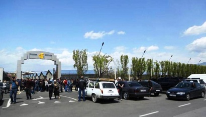 Վրաերթ Կոտայքի մարզում. Toyota Camry-ն վրաերթի է ենթարկել «Առինջ Մոլ»-ի 34-ամյա աշխատակցին