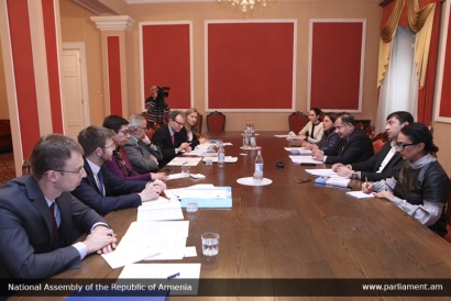 ՀՀ ԱԺ խմբակցությունների ներկայացուցիչները հանդիպել են ԵԽ Վենետիկի հանձնաժողովի եւ ԵԱՀԿ ԺՀՄԻԳ ներկայացուցիչների հետ