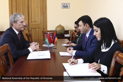 «Հայոց ցեղասպանությունը չդատապարտելը ծնեց հիտլերյան ֆաշիզմը». Էդուարդ Շարմազանովը՝ բելառուս գործընկերոջը