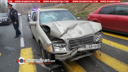Երևանում բախվել են Mercedes-ները. վիրավորների մեջ երեխա կա. ՖՈՏՈՌԵՊՈՐՏԱԺ, ՏԵՍԱՆՅՈՒԹ