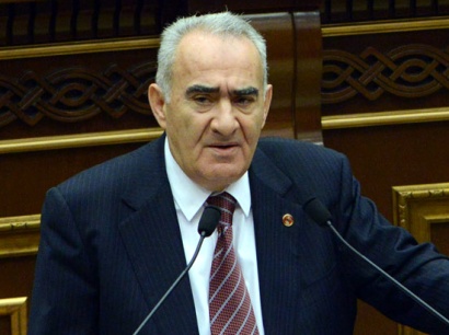 Գալուստ Սահակյանը «մոտավորապես խրուշչովյան տներում» ապրող որդիներից փող չի վերցնի. «Չորրորդ իշխանություն»
