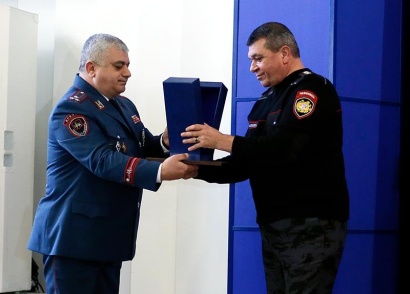 Ոստիկանության Կենտրոնական բաժինը ճանաչվել է 2017 թվականի Երևան քաղաքի լավագույն ստորաբաժանում. ՖՈՏՈՌԵՊՈՐՏԱԺ