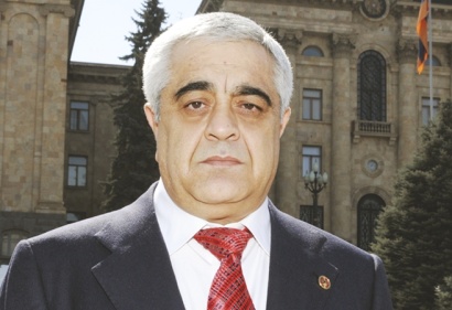 Երեկ Երևանում խոշոր ավտովթարի հետևանքով հիվանդանոց տեղափոխվածների մեջ է Քուվեյթի պետությունում ՀՀ Արտակարգ և լիազոր դեսպան Մանվել Բադեյանը. ՖՈՏՈՌԵՊՈՐՏԱԺ, ՏԵՍԱՆՅՈՒԹ