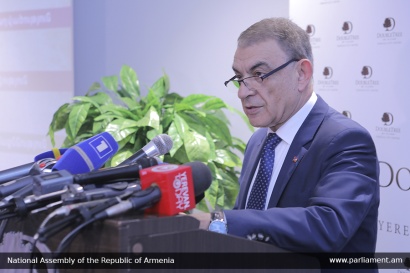 Արա Բաբլոյանը մասնակցել է «Ինտեգրված սոցիալական ծառայությունների համակարգի ներդրում, ձեռքբերումներ եւ խնդիրներ» խորագրով գիտագործնական համաժողովին