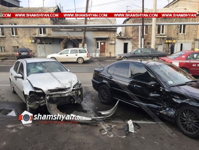 Երևանում բախվել են ԱԺ պատգամավորի օգնականի BMW-ն և Opel-ը. վերջինի վարորդը տեղափոխվել է հիվանդանոց. ՖՈՏՈՌԵՊՈՐՏԱԺ