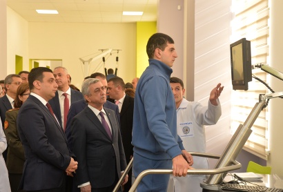 Նախագահն այցելել է Հայրենիքի պաշտպանի վերականգնողական կենտրոն. ՖՈՏՈՌԵՊՈՐՏԱԺ