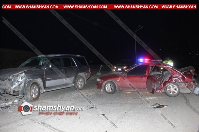 Խոշոր ավտովթար Երևանում. 23-ամյա վարորդը Mitsubishi-ով դուրս է եկել հանդիպակաց երթևեկելի գոտի և բախվել «ԱՌԴ ԳԼՈԲԱԼ» ՍՊԸ-ի տնօրենի Nissan-ին. Կան վիրավորներ. ՖՈՏՈՌԵՊՈՐՏԱԺ, ՏԵՍԱՆՅՈՒԹ