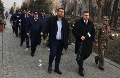 Բանակի օրվա առիթով ՀՀ ԴԴ դատական կարգադրիչների ծառայության աշխատակիցները այցելեցին եռաբլուր.ՖՈՏՈՌԵՊՈՐՏԱԺ