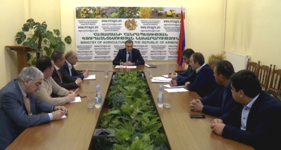 Նախատեսվում է մշակել ձկնաբուծության զարգացման ռազմավարություն. Գյուղատնտեսության նախարարն ընդունել է մի շարք ձկնաբույծների