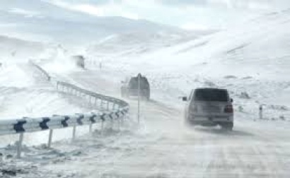 Սոթք-Քարվաճառ ավտոճանապարհը դժվարանցանելի է. ԱԻն-ը վարորդներին հորդորում է մարզեր երթևեկել բացառապես ձմեռային անվադողերով