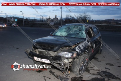 Խոշոր ավտովթար Երևանում. 25-ամյա վարորդը Opel-ով դուրս է եկել երթևեկելի գոտուց, բախվել շինության պատին և կողաշրջվել. կա վիրավոր. ՖՈՏՈՌԵՊՈՐՏԱԺ, ՏԵՍԱՆՅՈՒԹ