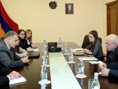 Դավիթ Հարությունյանը բրիտանացի փորձագետի հետ քննարկել է ՀՀ աշխատանքային օրենսդրության հարցերը