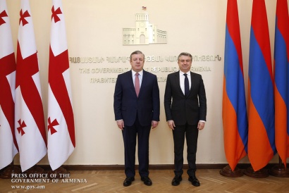 Երևանում կայացել են Կարեն Կարապետյանի և Գիորգի Կվիրիկաշվիլիի բանակցությունները. ՖՈՏՈՌԵՊՈՐՏԱԺ