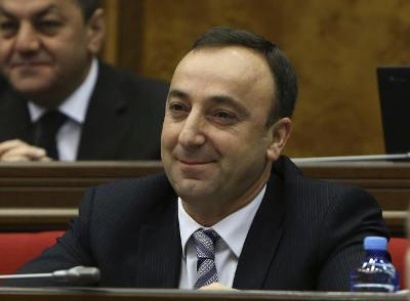 Հրայր Թովմասյանը ժամանակին անդամակցել է «Ժառանգություն» կուսակցությանը. «Ժողովուրդ»