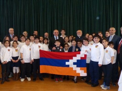 Բակո Սահակյանը Վաշինգտոնում հանդիպել է հայ համայնքի հետ, այցելել հայկական եկեղեցիներ