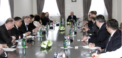 Էդվարդ Նալբանդյանը հանդիպել է Հայաստանում համատեղության կարգով հավատարմագրված դեսպաններին