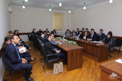 Արցախի խորհրդարանի նախագահն ընդունել է դիվանագիտական դպրոցի ունկնդիրներին. ՖՈՏՈՌԵՊՈՐՏԱԺ