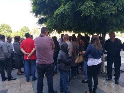 Զինկոմիսարիատների աշխատակիցները բողոքի ակցիա են անցկացնում ՀՀ Կառավարության դիմաց. ՏԵՍԱՆՅՈՒԹ. banak.info