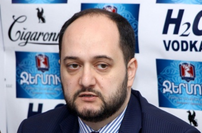 Շատ չխմել, մեքենաները լավ վարել, խուսափել միջադեպերից. ԿԳ նախարարի հորդորը՝ շրջանավարտներին