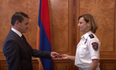 Վալերիյ Օսիպյանը սպայական ուսադիրներ և պարգևներ է շնորհել համակարգի տարբեր ստորաբաժանումների ծառայողներին