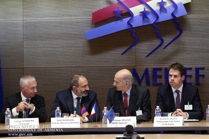 Բոլոր ներդրողներին հրավիրում ենք մասնակցելու այն թռիչքին, որին պատրաստվում է ՀՀ-ն. Փաշինյանը Փարիզում հանդիպել է MEDEF-ի ներկայացուցիչներին