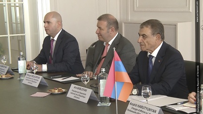 Արա Բաբլոյանը հանդիպել է Շվեյցարիայի Համադաշնության փոխնախագահի հետ. ՖՈՏՈՌԵՊՈՐՏԱԺ