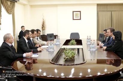 Երևանի քաղաքապետ Հայկ Մարությանն ընդունել է Միջազգային պարալիմպիկ կոմիտեի նախագահ Էնդրյու Փարսոնին