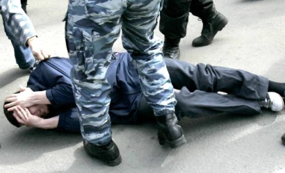 Արտակարգ դեպք Արտաշատի զինկոմիսարիատում. 38-ամյա քաղաքացին դիմել է ոստիկանություն, որ զինկոմիսարիատում կապիտանը ծեծի է ենթարկել իրեն և կոտրել քիթը