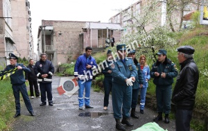 Ինքնասպանություն Երևանում. 64-ամյա տղամարդն 9-րդ հարկից ցած է նետվել. ՖՈՏՈՌԵՊՈՐՏԱԺ, ՏԵՍԱՆՅՈՒԹ
